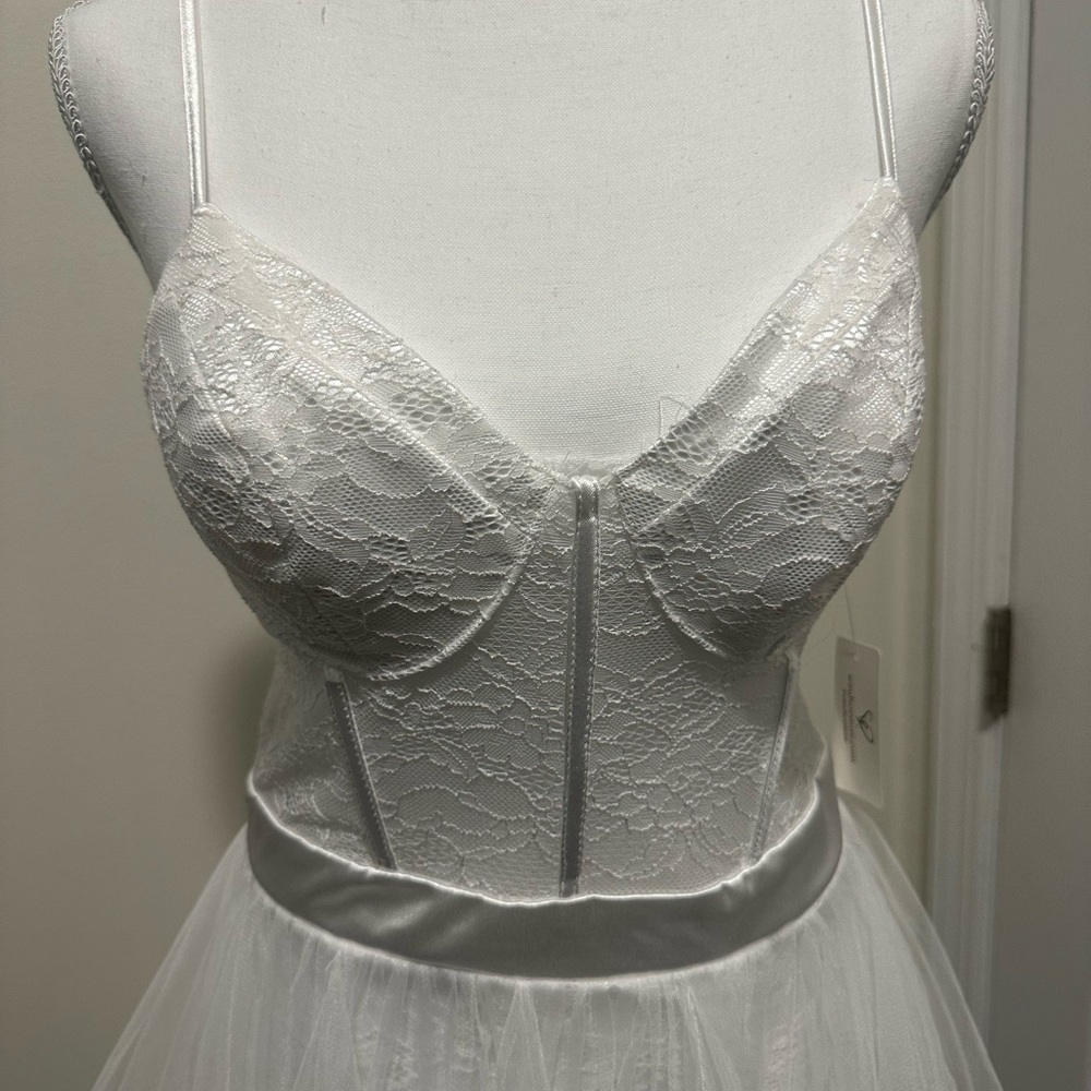 Windsor Bride/Las Vegas wedding /Bachelorette lace corset ruffled tulle dress - Picture 5 of 7